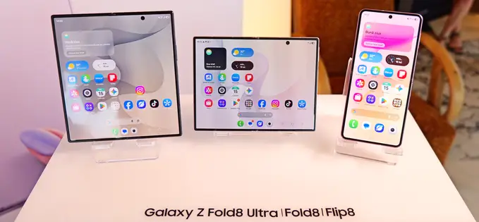 Noul tip de pliabil Samsung Fold8 este o surpriză foarte plăcută și pare bine gândit