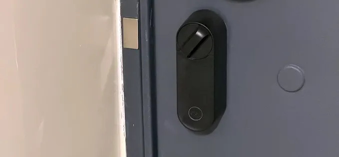 Review Yale Linus L2, o yală smart, după 6 luni de utilizare
