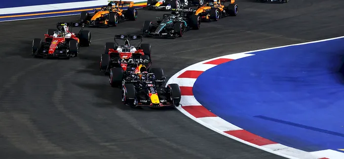 Formula 1 în Singapore: plictisitoare până la capăt