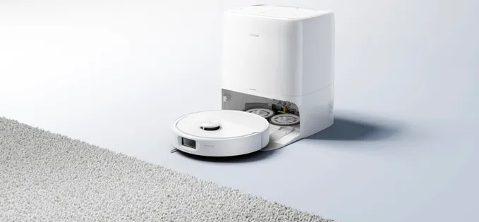 Review Roborock Qrevo 2 Pro, un robot care aspiră, dă cu mopul și se și golește, curăță și usucă singur